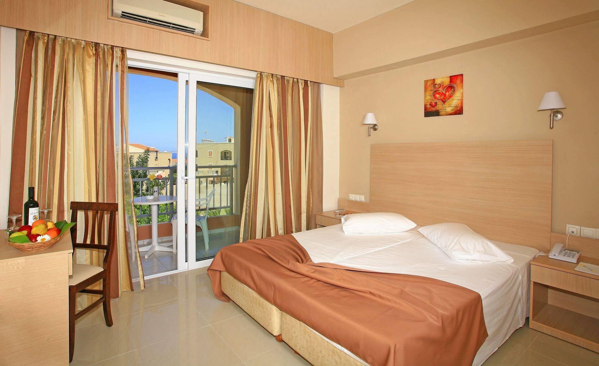 Eurohotel Katrin Hotel & Bungalows (Adults Only) Heraklion Exterior foto